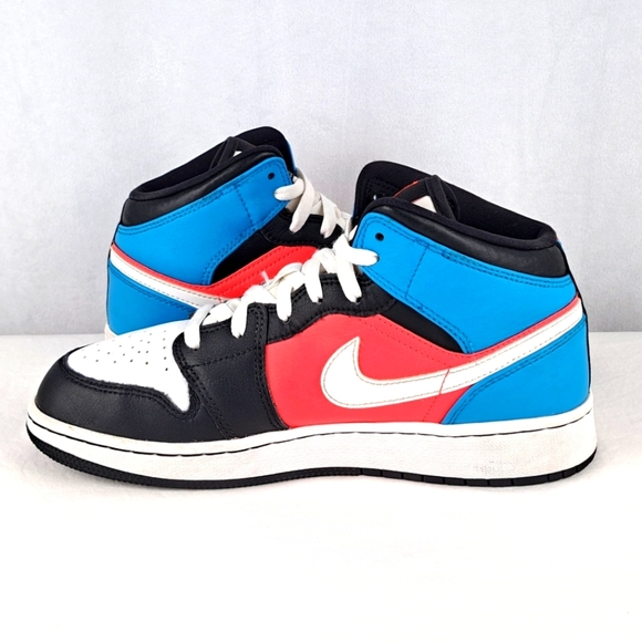 Jordan 1 Mid GS "Game Time" Size: 6.5Y - Picture 4 of 9